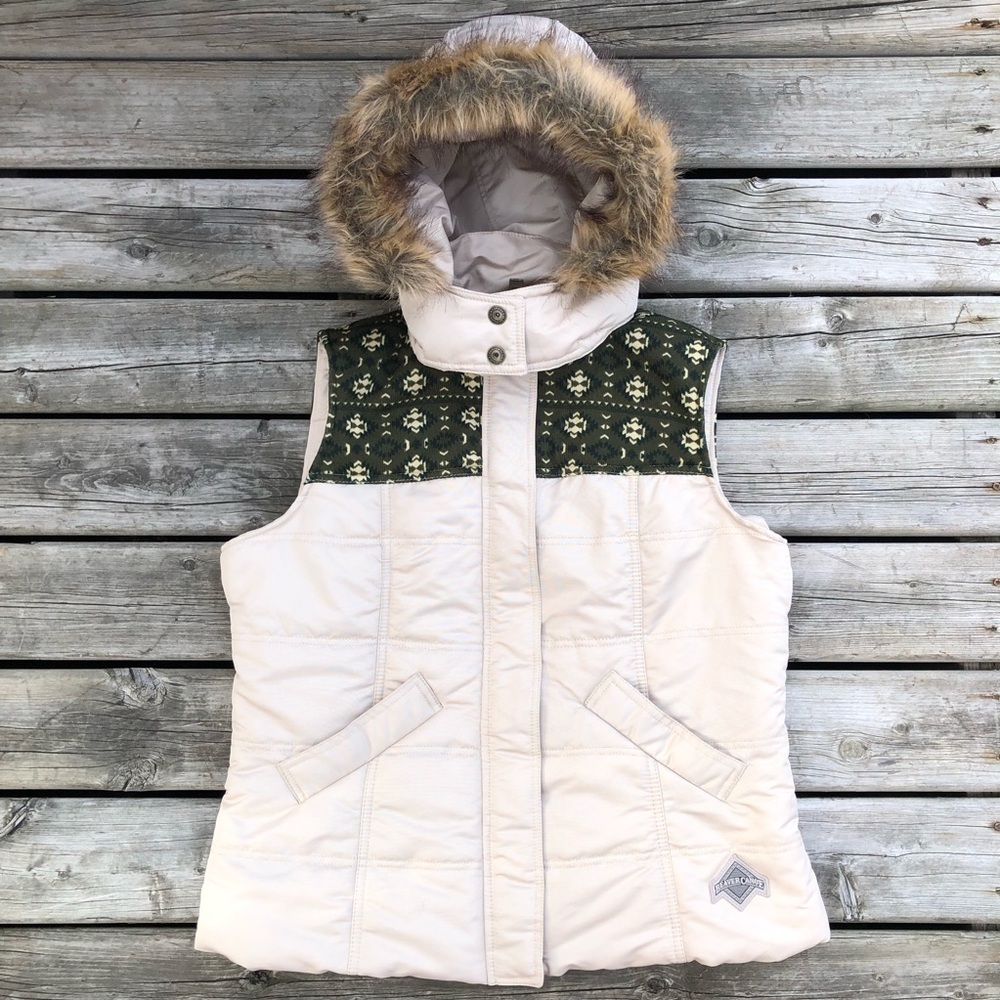 Beaver Canoe by Roots Aztec Vest.